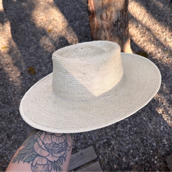 Palm Leaf hat by SING HAT CO - Picture 5 of 8